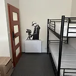 Mololo Art Hostel